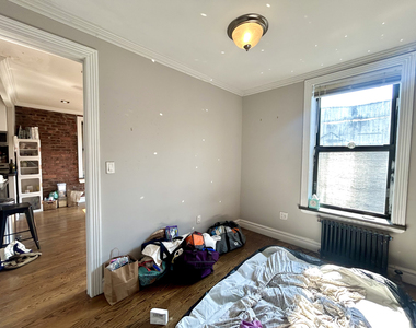 Rivington & Clinton Street - Photo Thumbnail 8
