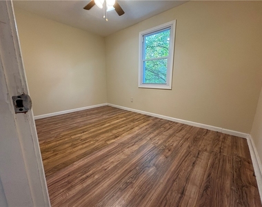 314 Fort Couch Rd - Photo Thumbnail 5
