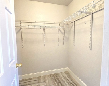 2294 Chestnut Bluffs Avenue - Photo Thumbnail 36