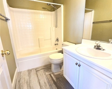 2294 Chestnut Bluffs Avenue - Photo Thumbnail 33