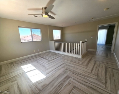 2294 Chestnut Bluffs Avenue - Photo Thumbnail 16