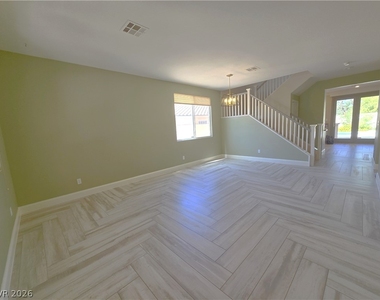 2294 Chestnut Bluffs Avenue - Photo Thumbnail 7