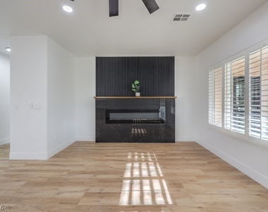 2183 Cumberland Hill Drive - Photo Thumbnail 19