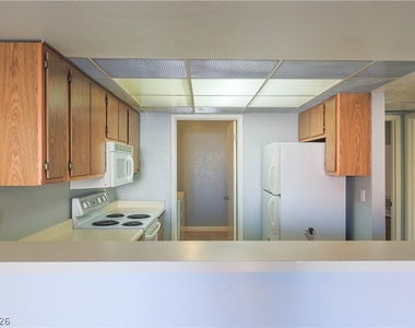 6750 Del Rey Avenue - Photo Thumbnail 12