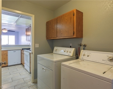 6750 Del Rey Avenue - Photo Thumbnail 10
