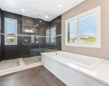 11837 Bragno Court - Photo Thumbnail 14