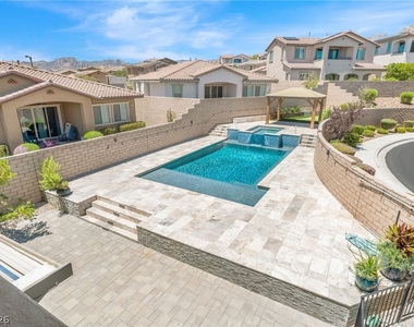 11837 Bragno Court - Photo Thumbnail 12