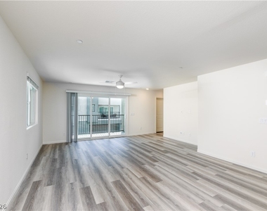 6849 Prairie Pearl Street - Photo Thumbnail 8