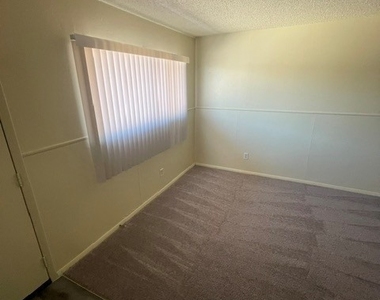 2521 Bassler Street - Photo Thumbnail 1