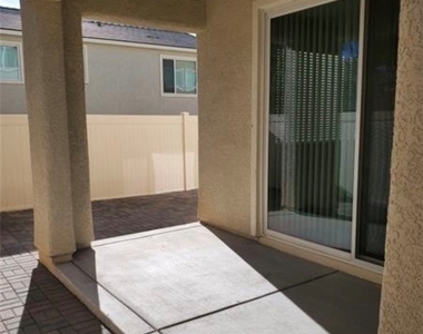33 Morrestown Avenue - Photo Thumbnail 30