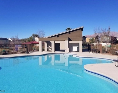33 Morrestown Avenue - Photo Thumbnail 35
