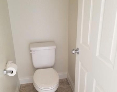 33 Morrestown Avenue - Photo Thumbnail 22