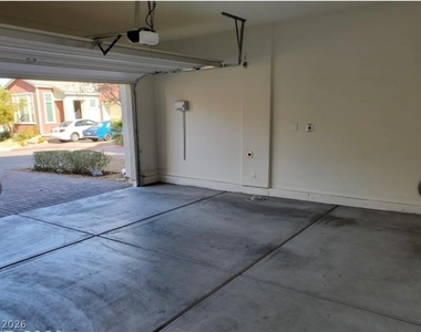 33 Morrestown Avenue - Photo Thumbnail 28