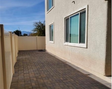 33 Morrestown Avenue - Photo Thumbnail 31
