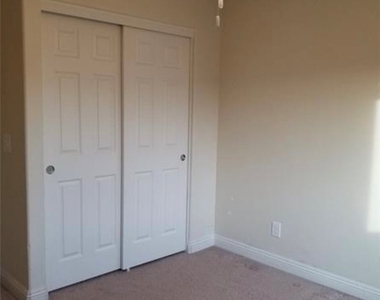 33 Morrestown Avenue - Photo Thumbnail 25