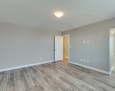 3216 Azalea Ridge Court - Photo Thumbnail 28