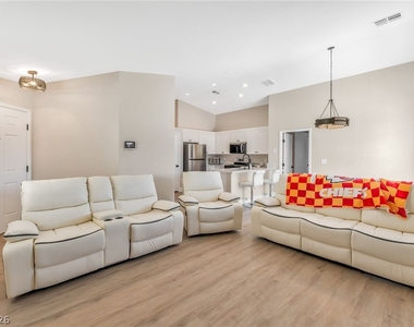 4375 Pittsfield Street - Photo Thumbnail 7