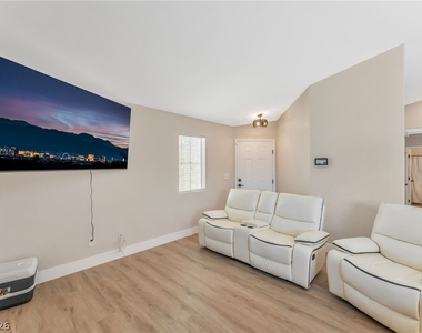 4375 Pittsfield Street - Photo Thumbnail 8