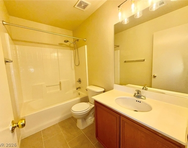 11225 Sandrone Avenue - Photo Thumbnail 23