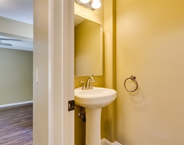 5928 Attavilla Drive - Photo Thumbnail 29