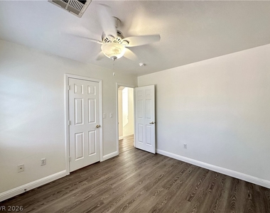 11028 Meadow Leaf Avenue - Photo Thumbnail 19