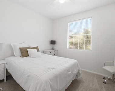 10231 Deerfield Beach Avenue - Photo Thumbnail 10