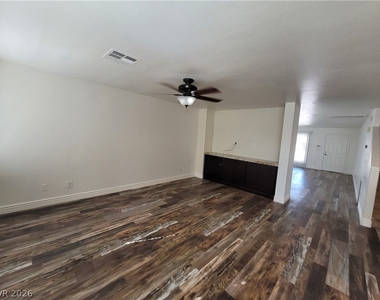 10799 Flame Vine Court - Photo Thumbnail 63