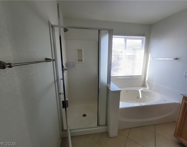 10799 Flame Vine Court - Photo Thumbnail 30