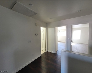 10799 Flame Vine Court - Photo Thumbnail 52