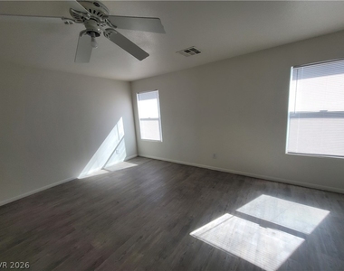 10799 Flame Vine Court - Photo Thumbnail 26