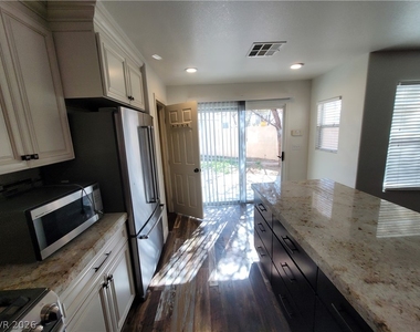 10799 Flame Vine Court - Photo Thumbnail 74