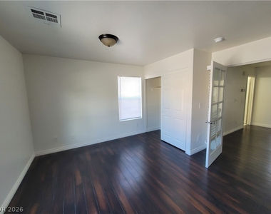 10799 Flame Vine Court - Photo Thumbnail 46