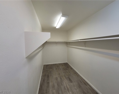 10799 Flame Vine Court - Photo Thumbnail 33