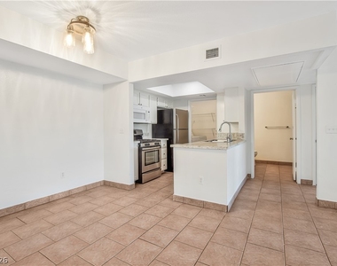 1908 Desert Falls Court - Photo Thumbnail 4