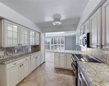 205 Harmon Avenue - Photo Thumbnail 11