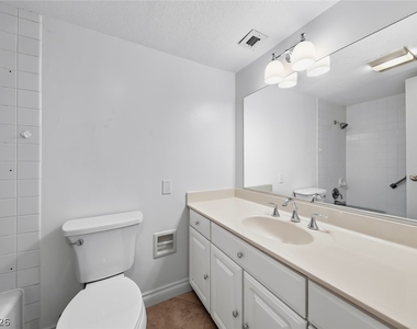 205 Harmon Avenue - Photo Thumbnail 20
