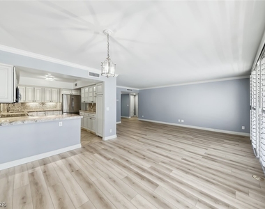 205 Harmon Avenue - Photo Thumbnail 8