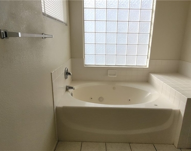 7612 Certitude Avenue - Photo Thumbnail 44