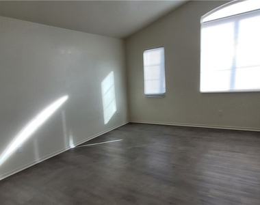 7612 Certitude Avenue - Photo Thumbnail 42