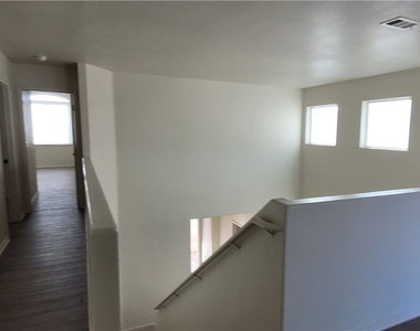 7612 Certitude Avenue - Photo Thumbnail 35