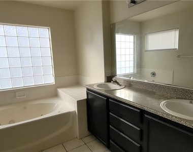 7612 Certitude Avenue - Photo Thumbnail 43