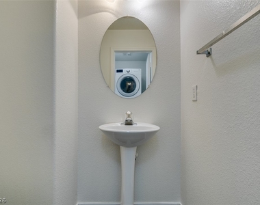 9980 Fine Fern Street - Photo Thumbnail 27