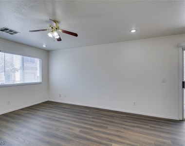 9980 Fine Fern Street - Photo Thumbnail 5