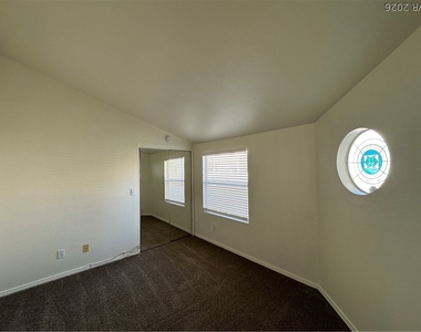 7872 Mt Whitney Circle - Photo Thumbnail 8