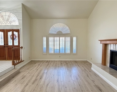8300 Tivoli Cove Drive - Photo Thumbnail 3
