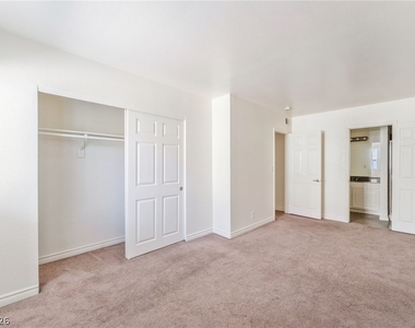 4360 Sandy River Drive - Photo Thumbnail 11