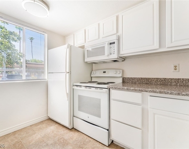 4360 Sandy River Drive - Photo Thumbnail 7