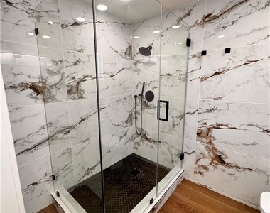 1321 Nadine Way - Photo Thumbnail 13