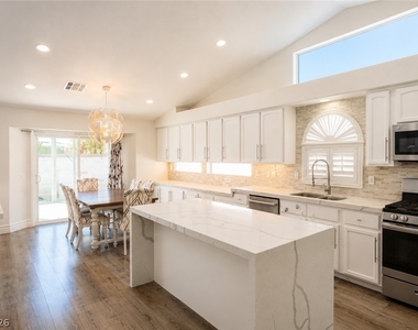 9682 Driftwood Island Court - Photo Thumbnail 3
