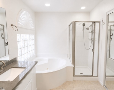 9682 Driftwood Island Court - Photo Thumbnail 10